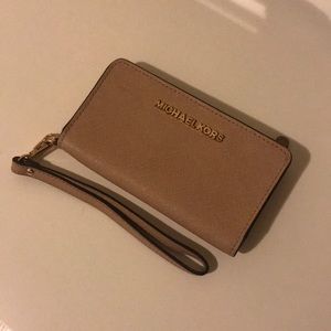 Michael Kors phone wallet!  Fits IPhone X!